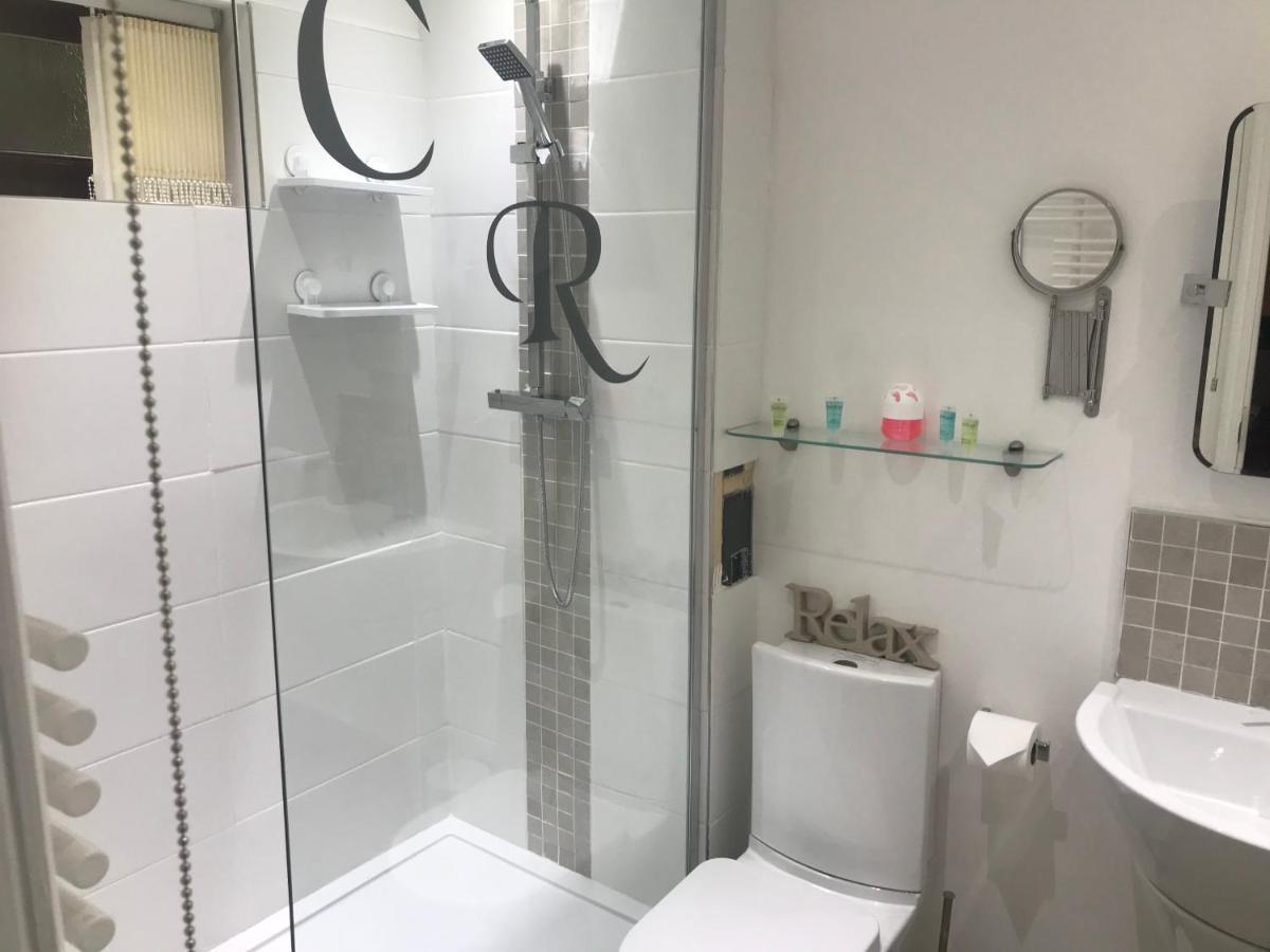Hotel Hot Tub Hide Away Near Alton Towers Staffordshire Cheddleton Exteriér fotografie