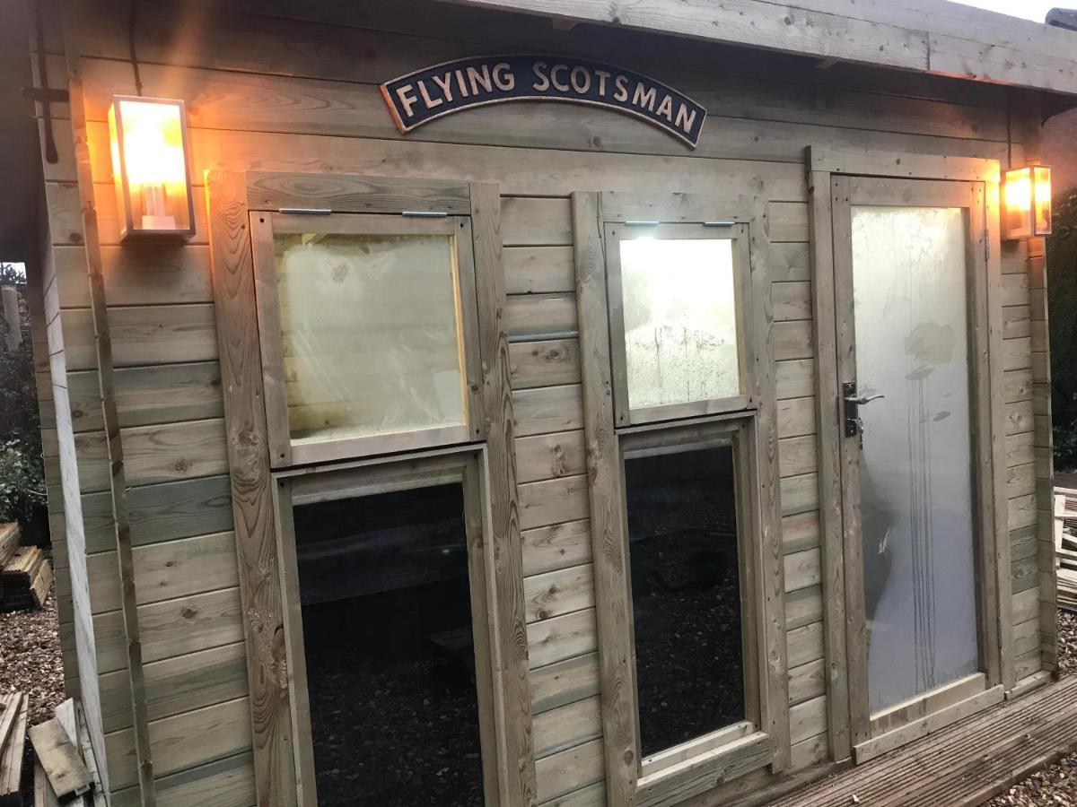 Hotel Hot Tub Hide Away Near Alton Towers Staffordshire Cheddleton Exteriér fotografie